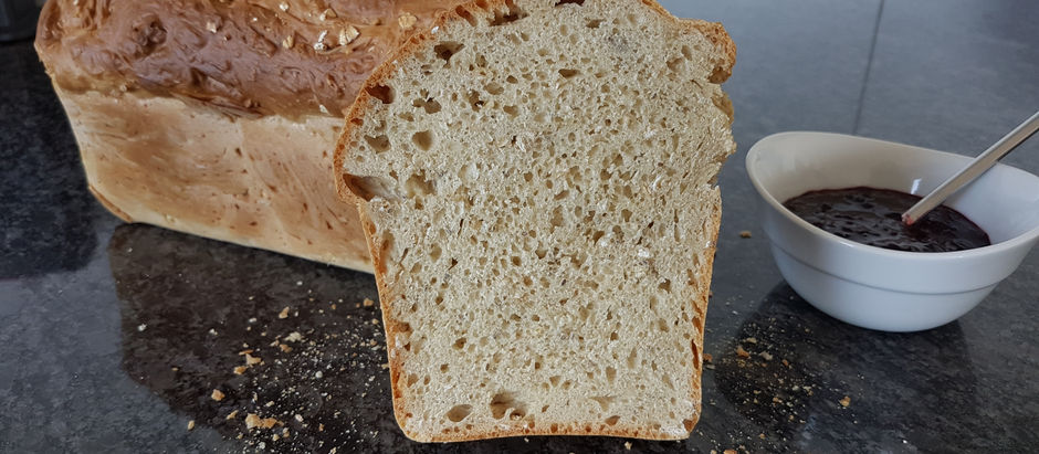 Dinkel-Chia-Brot