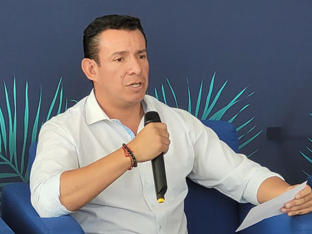 Conferencia “Jardín Villa del Lago”