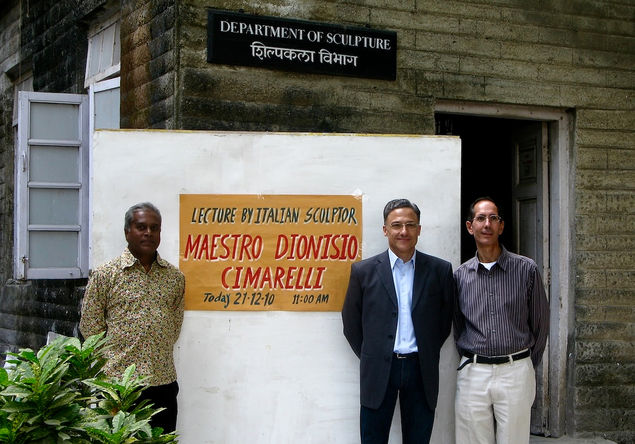 Dionisio Cimarelli with the Chair of the Sculpture Department and the Italian Consul.