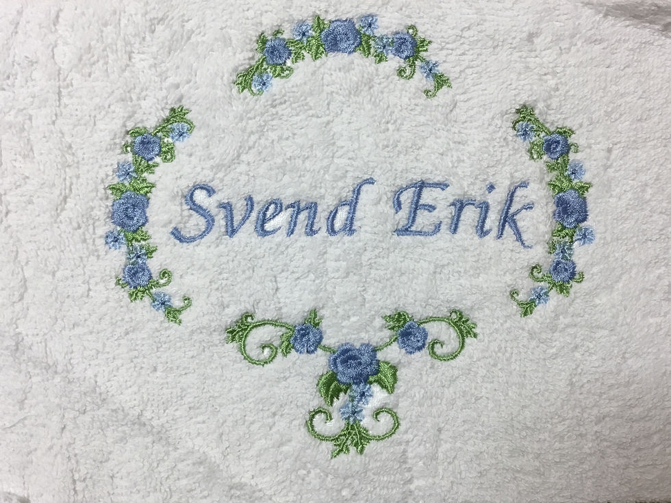 Miniaturebillede: Håndklæde m. blomsterkrans nr. 1