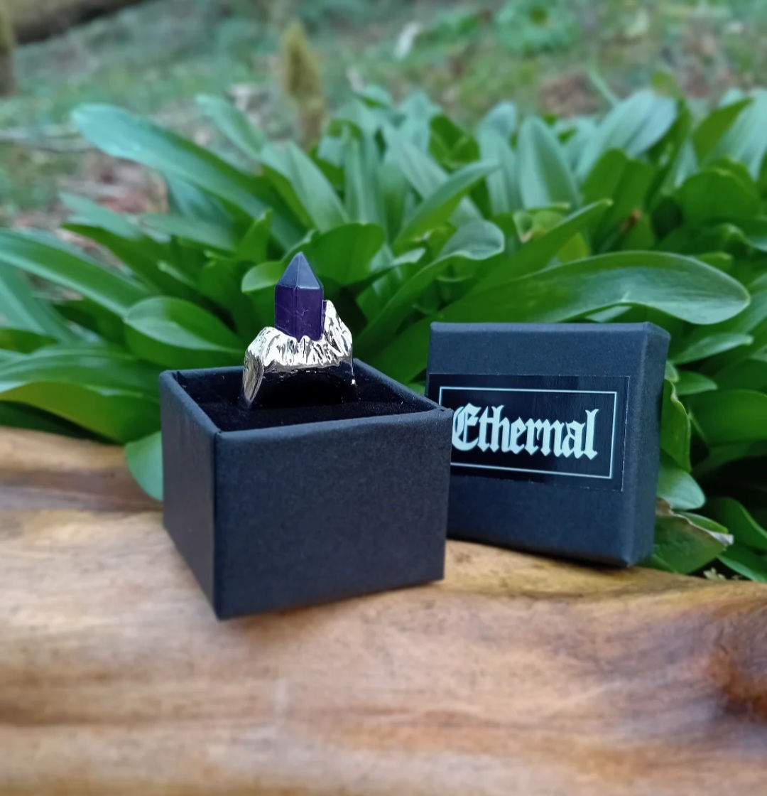 Bague améthyste/laiton argenté. Réglable 56-60