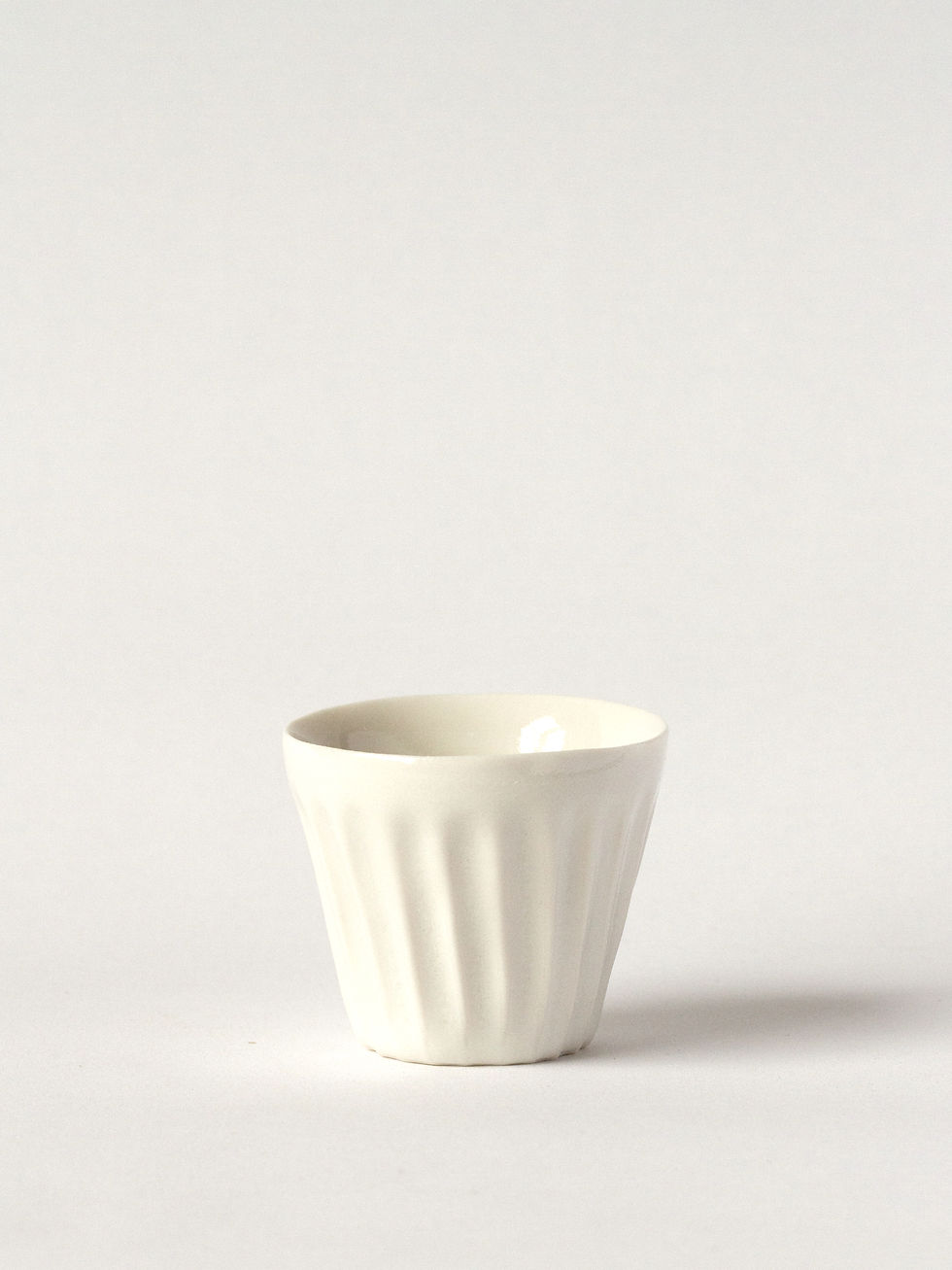 Thumbnail: Porcelain Cups Low