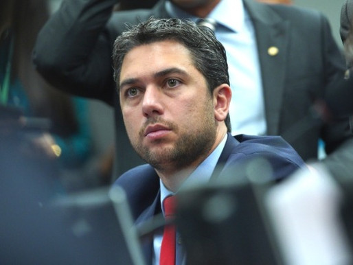 Economia de R$ 419 mil da cota parlamentar