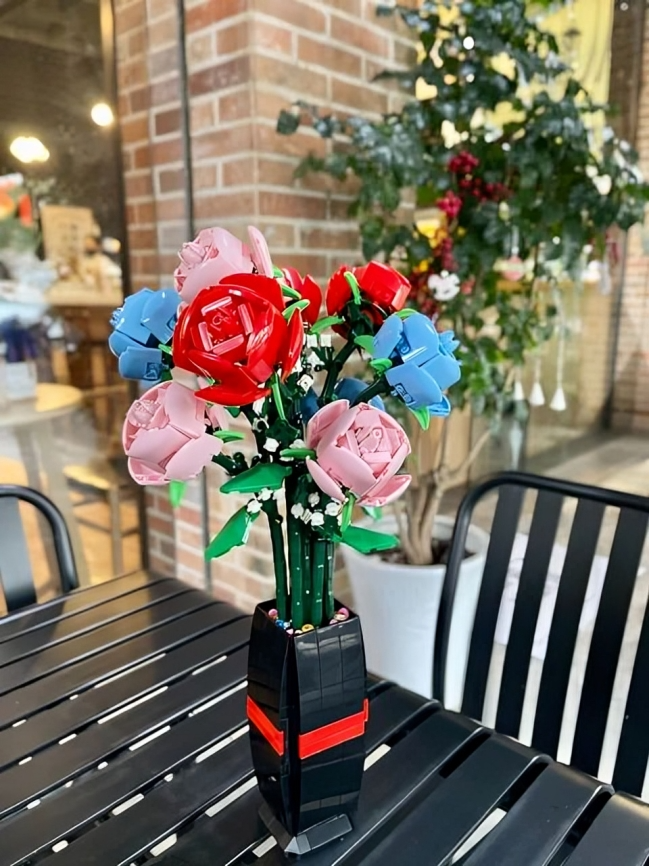 縮圖：Scarlet Whisper Flowers Bouquet Building Block - 9 Roses of Eternal Love 101-3