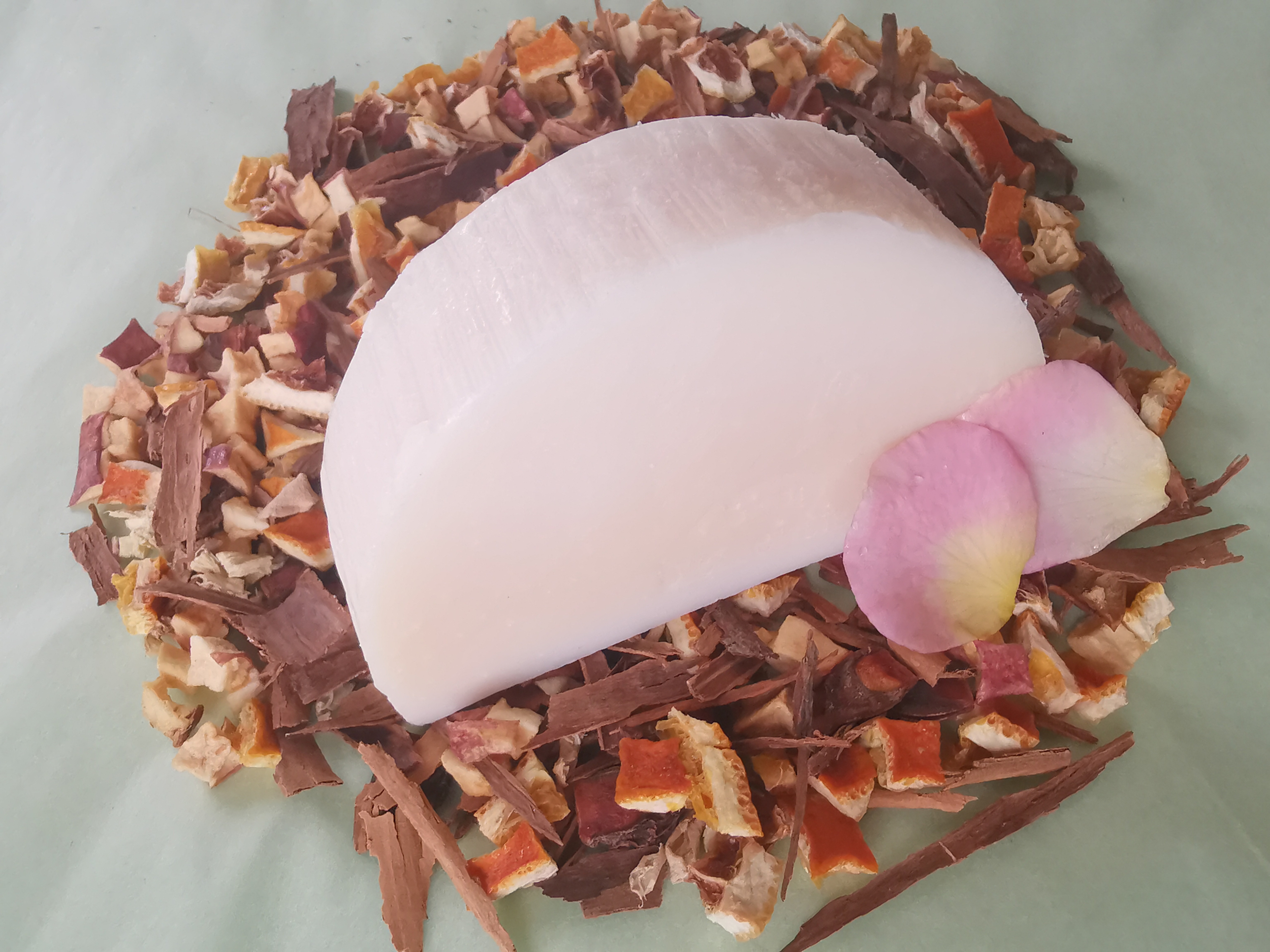 Savon au macérât de Rose