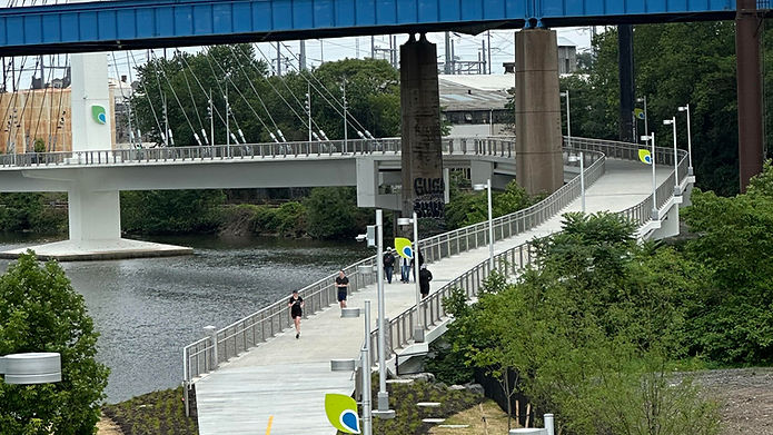 Schuylkill Banks Trail Bridge Mesh Rail
