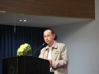 Promoting access to information in the Digital Age