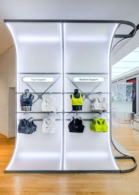 27 - Nike - Colossal Cushioning - Oxford Street - TDM.Space - WEB.jpg