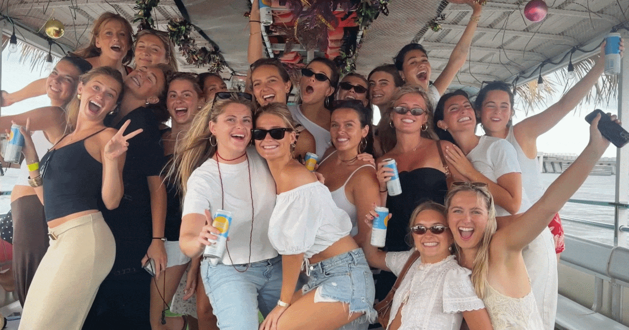 Evening_Cocktail_Cruise.gif