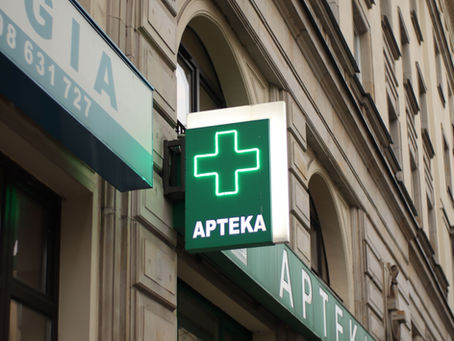 Czy leki przepisane przez okulistę trzeba wykupić i rozpocząć stosowanie od razu?