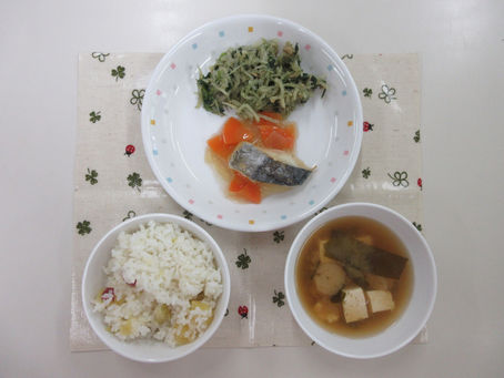 9/28(木)のメニュー【十五夜メニュー】