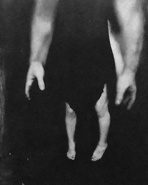 ComfyUI_temp_rjyfr_00988_bw_edited.jpg