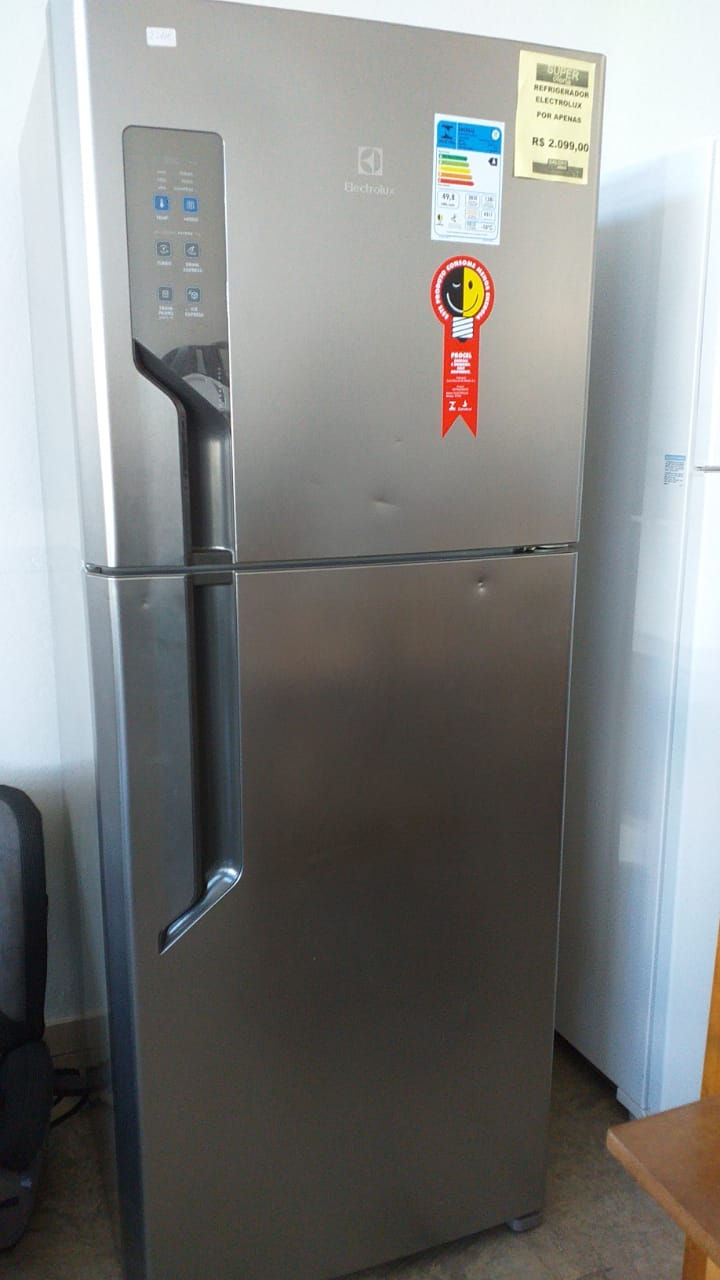 Geladeira Inox Electrolux 220W