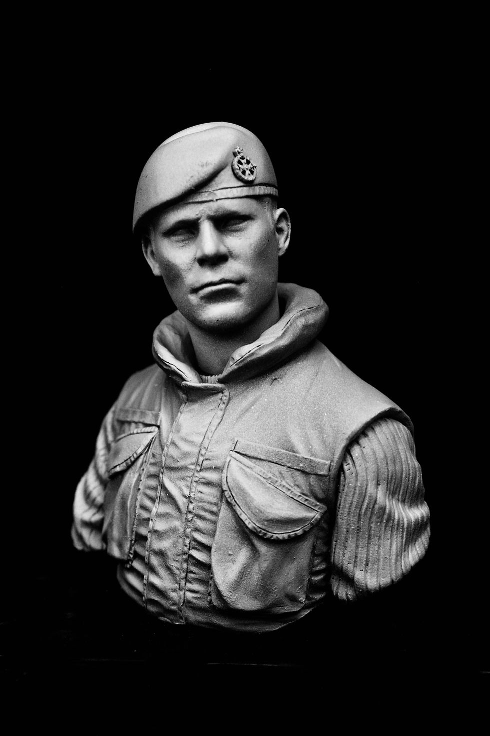 Thumbnail: 1/6 bust Operation Banner