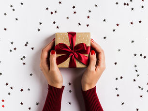 Non sai cosa regalare a Natale? Scegli un trattamento estetico all’Istituto Matis Domodossola