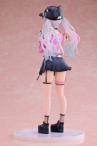 リン☆ユウイラスト『リユちゃん』 完成品フィギュア[ユニオンクリエイティブ] ユニオンクリエイティブ リユちゃん フィギュア展示を立体視で撮影