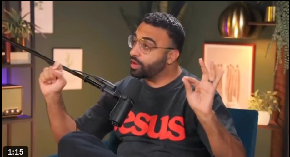 𝐀 𝐂𝐎𝐏𝐓𝐈𝐂 𝐂𝐇𝐑𝐈𝐒𝐓𝐈𝐀𝐍 𝐓𝐎 AMERICA & EUROPE