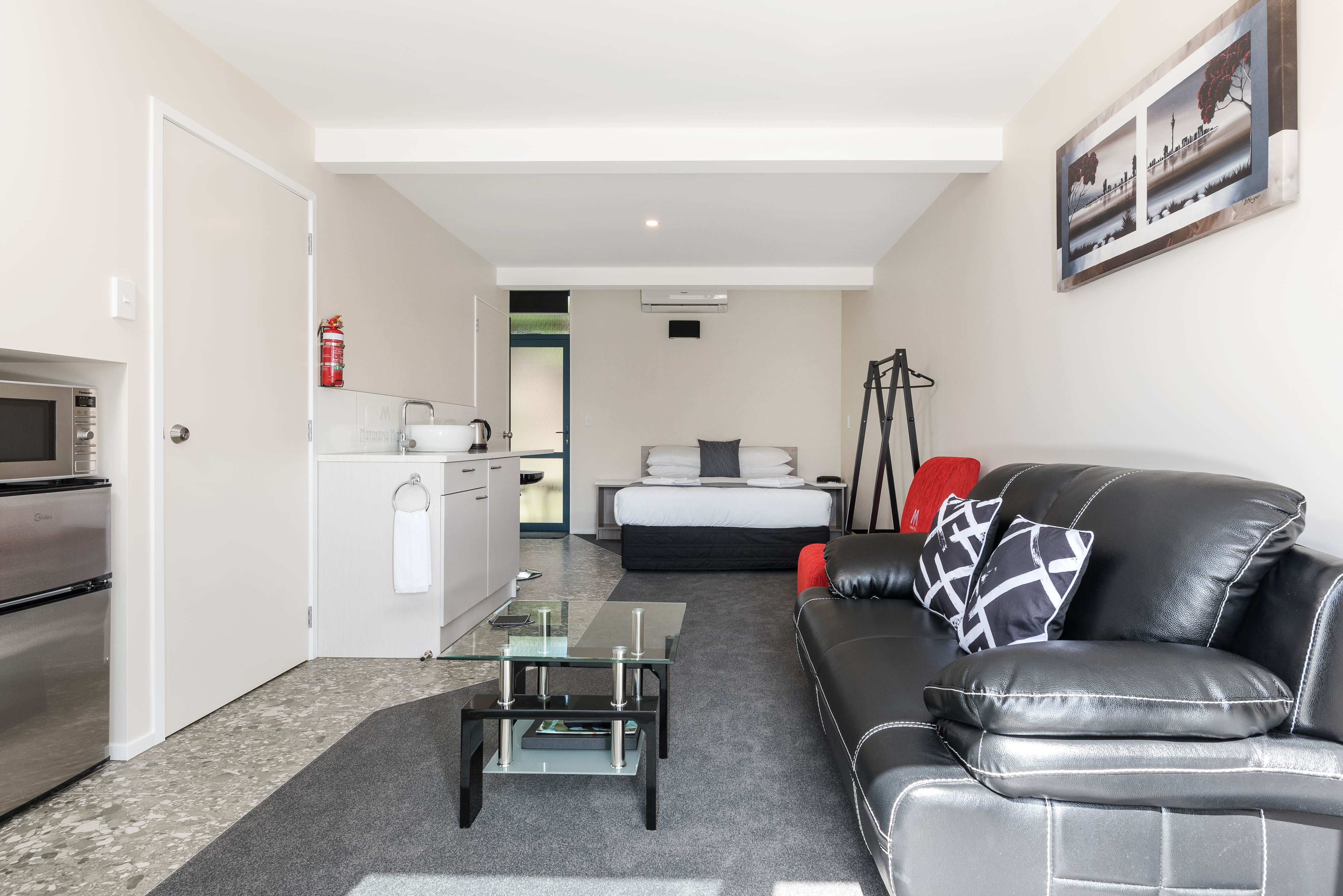 Studio Unit