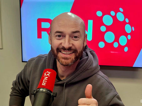 Faites-nous rire : David Charles et la magie de Noël