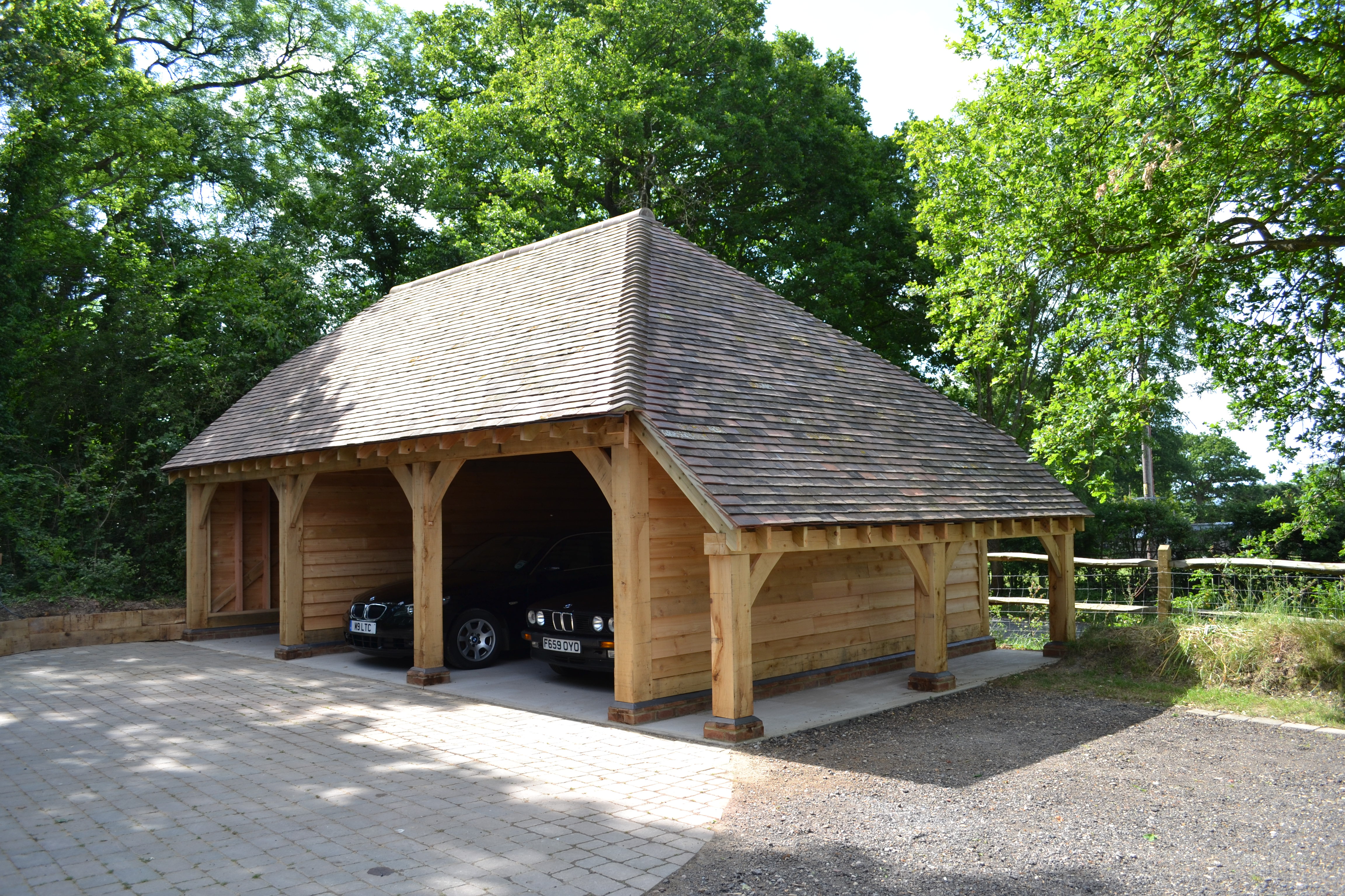 Random Hare portfolio — bespoke construction and renovation work, West Sussex
