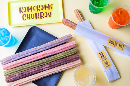 komekomechurros_全体引き2.jpg