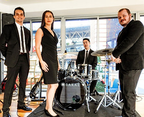 Profile Picture_edited_edited.jpg