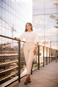 Baltimore head shot photographer for business and linked in portraits