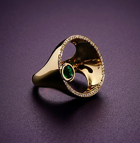 circle ring yellow gold 18k diamonds colombian emerald