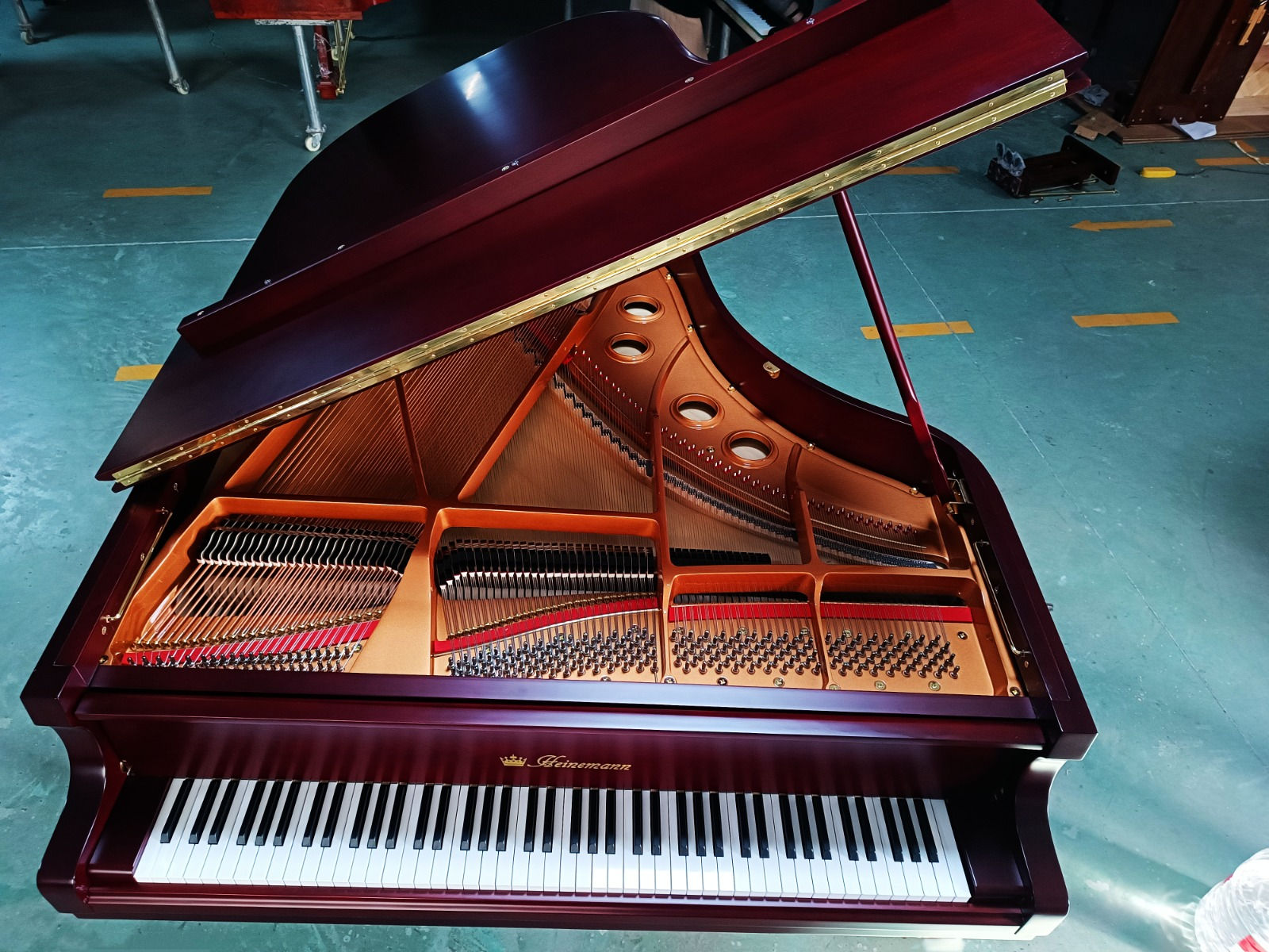 Heinemann GP-186 Matte Brown