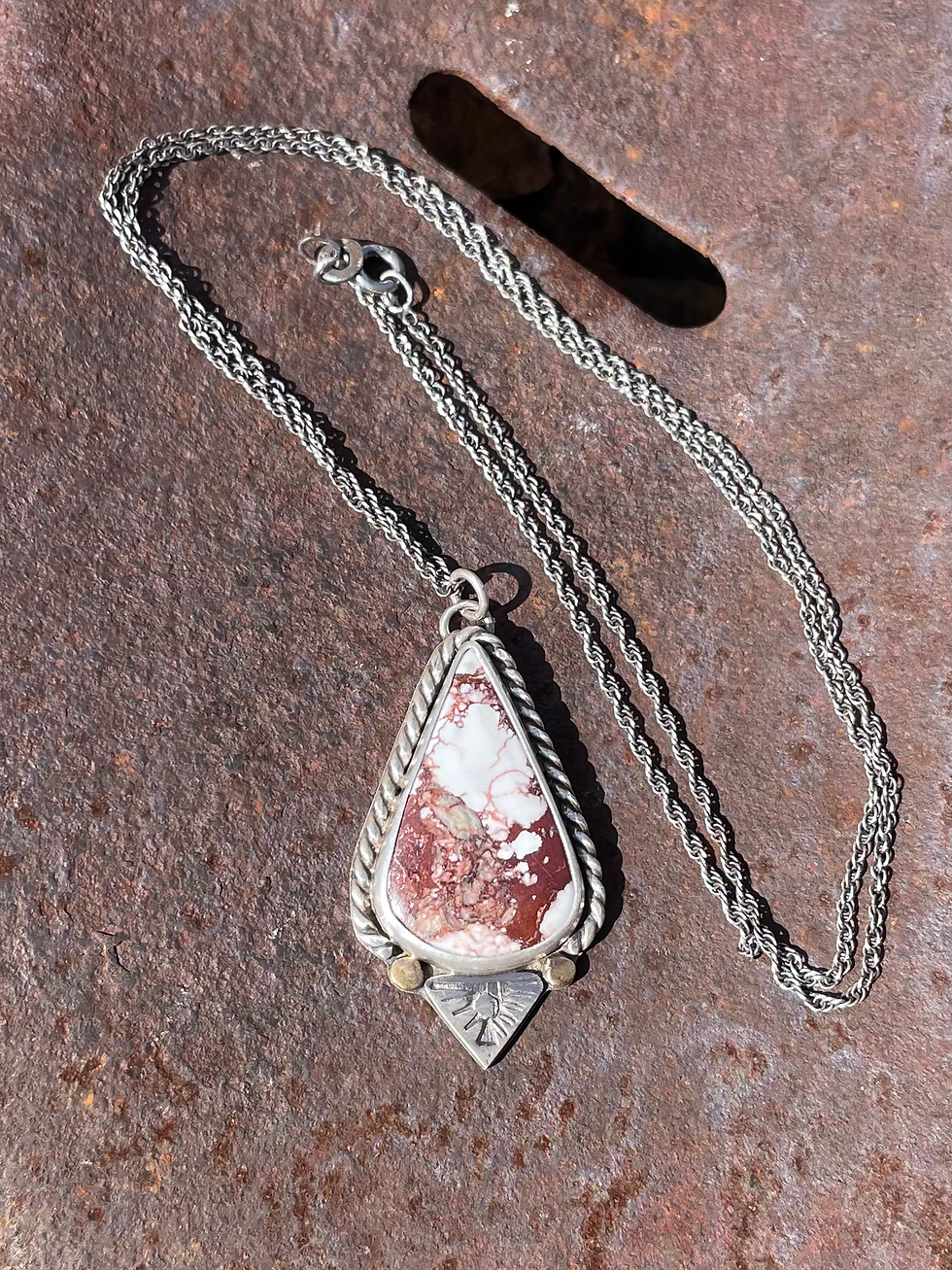 Thumbnail: Wild Horse Sunset Nacklace 