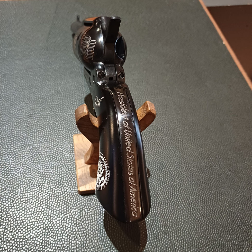 Miniature : REVOLVER PIETTA MODELE SAA 1873 CAL 357 MAG CAT B