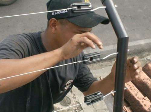 INSTALACIÓN DE CERCO ELECTRICO