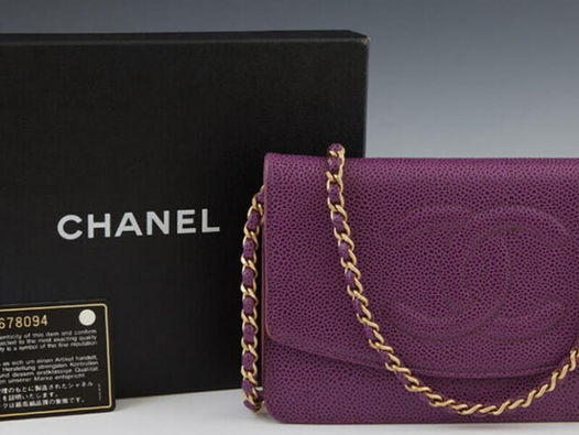 The Eternal Appeal of Vintage Handbags