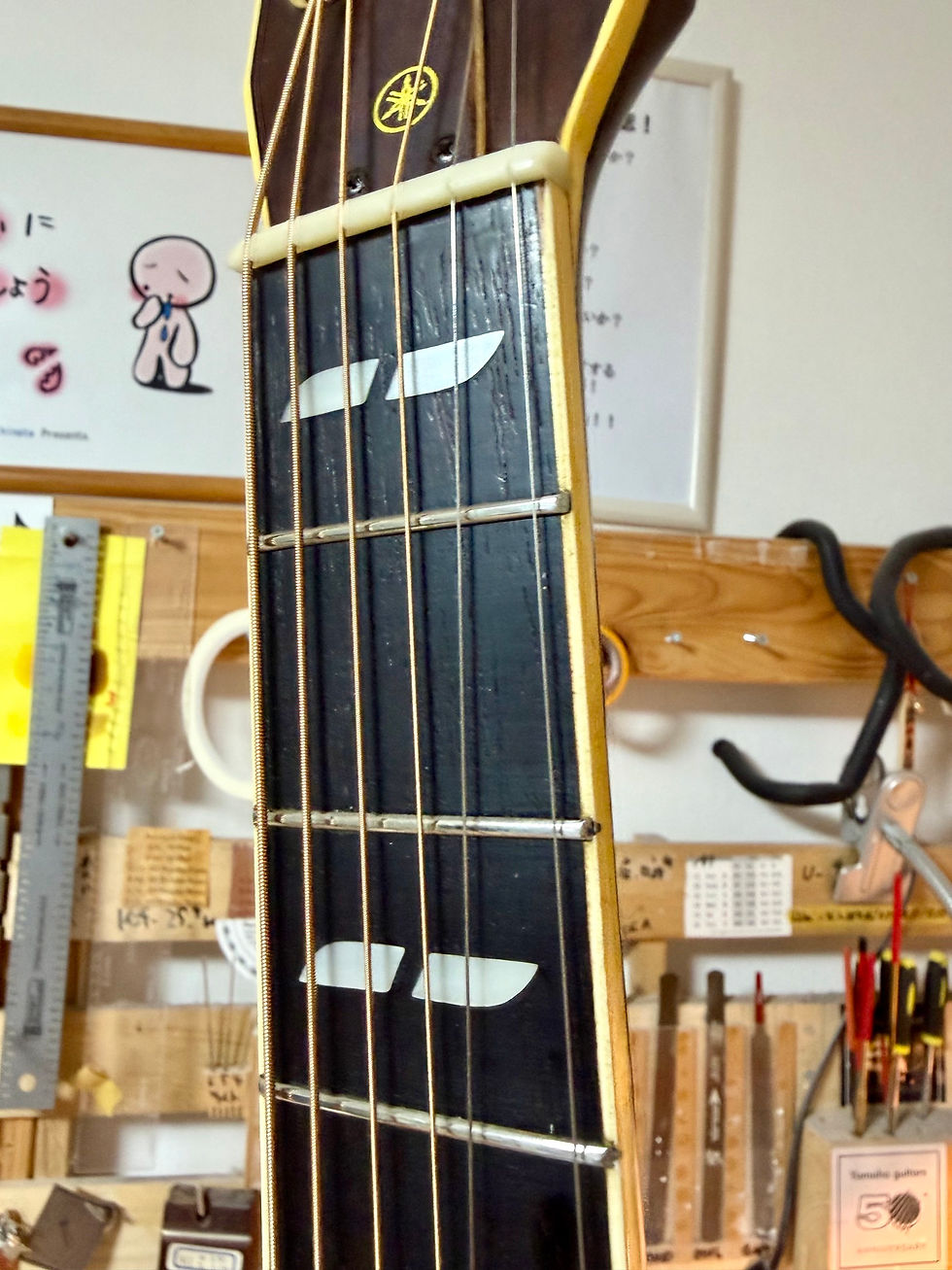 サムネイル： YAMAHA FG-401W（1976年）オレンジラベル