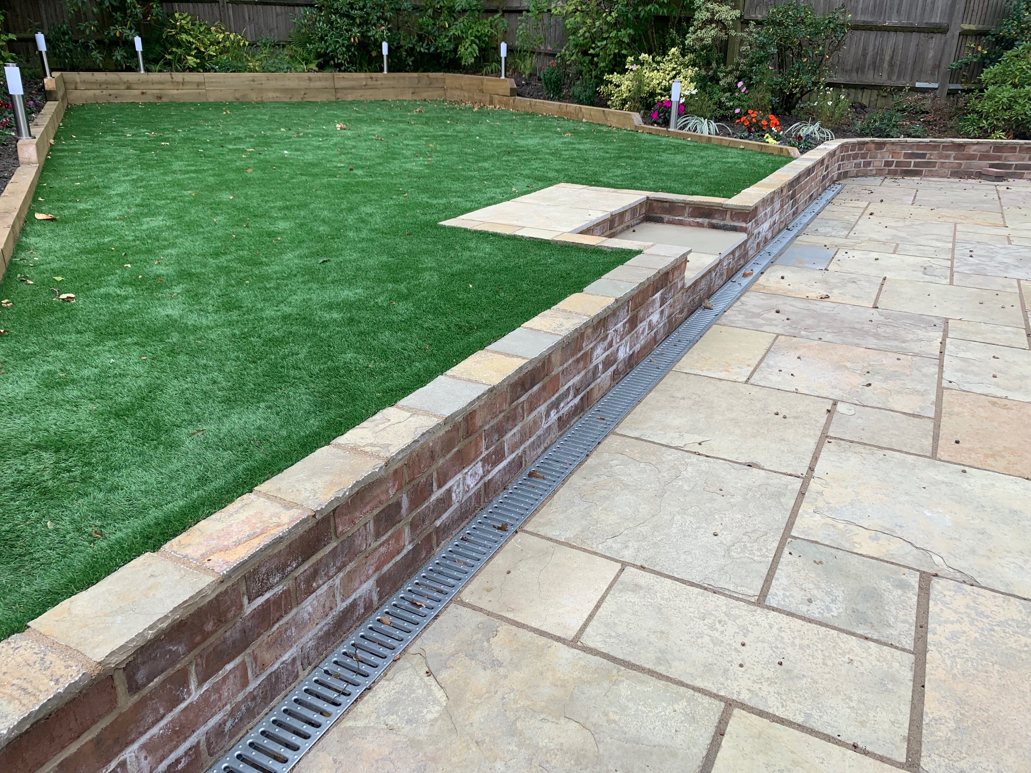 Low wall - Ferndown