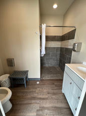 Bath Suite 6.jpeg