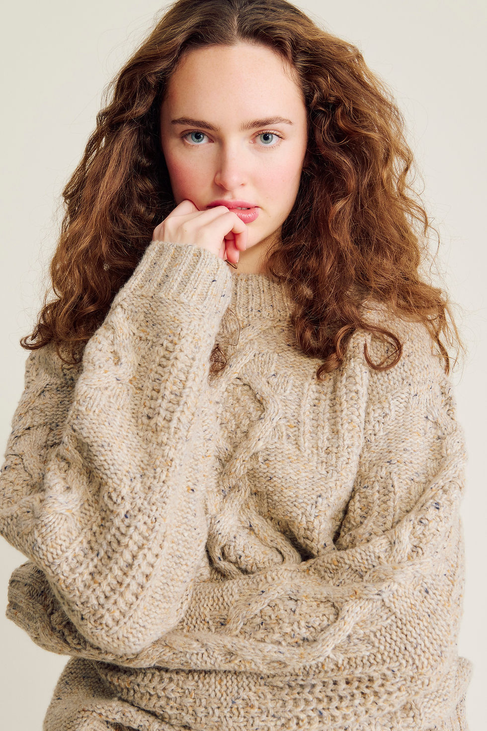 Thumbnail: Leskino Crewneck - Oatmeal