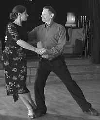 janine-colgada seitlich-klein.jpg