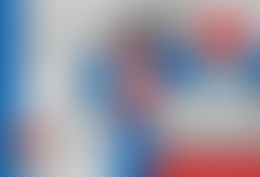 Editorial collage in red and blue showing Greenlandic flags, an Arctic map, a fighter jet, a warship, sea ice, radar domes and the NATO emblem.