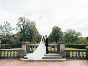 HOW TO CHOOSE A WEDDING PHOTOGRAPHER IN NYC?         7 THINGS THAT MATTER