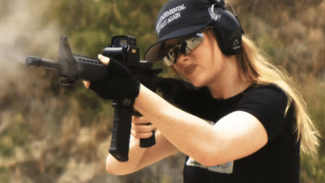 Lindsey Reel 2025-low.gif