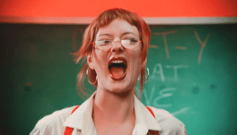 FEI-FEI - C-U-N-T-Y-low.gif