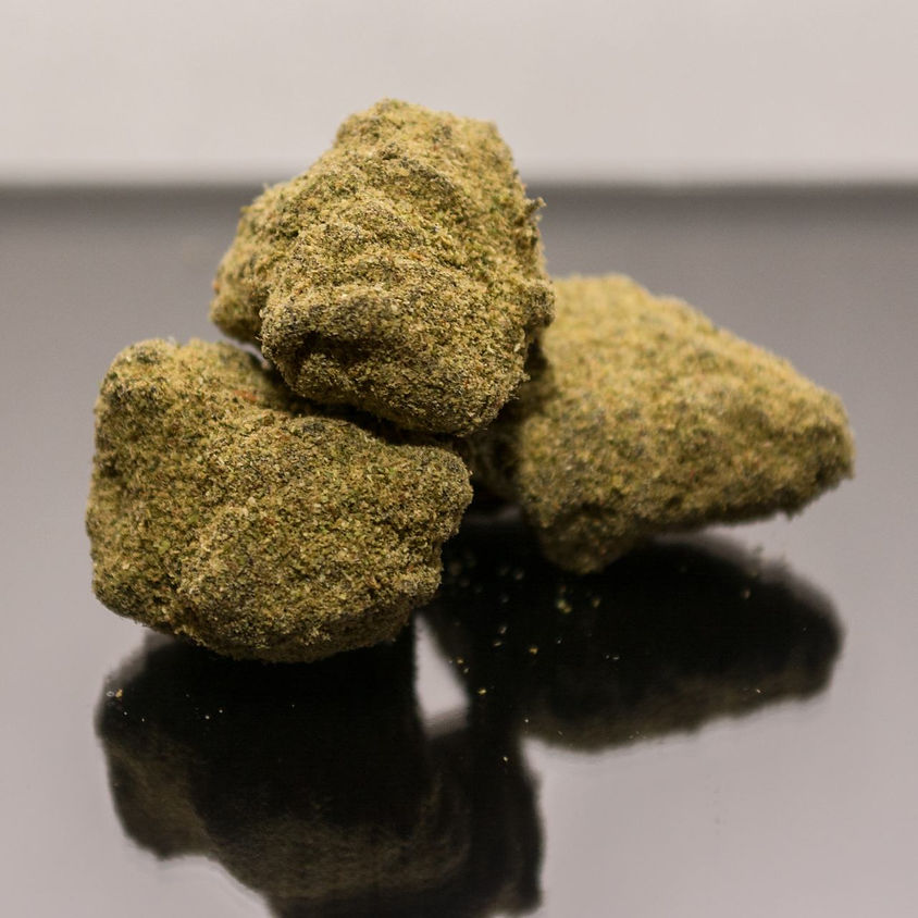 MOON ROCKS | CONTROLLED CHAOS