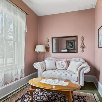 Inside Dr. Hertich House 14