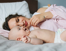 Breastfeeding, breastfeeding help, lactation, lactation help, lactation consultant, feeding baby