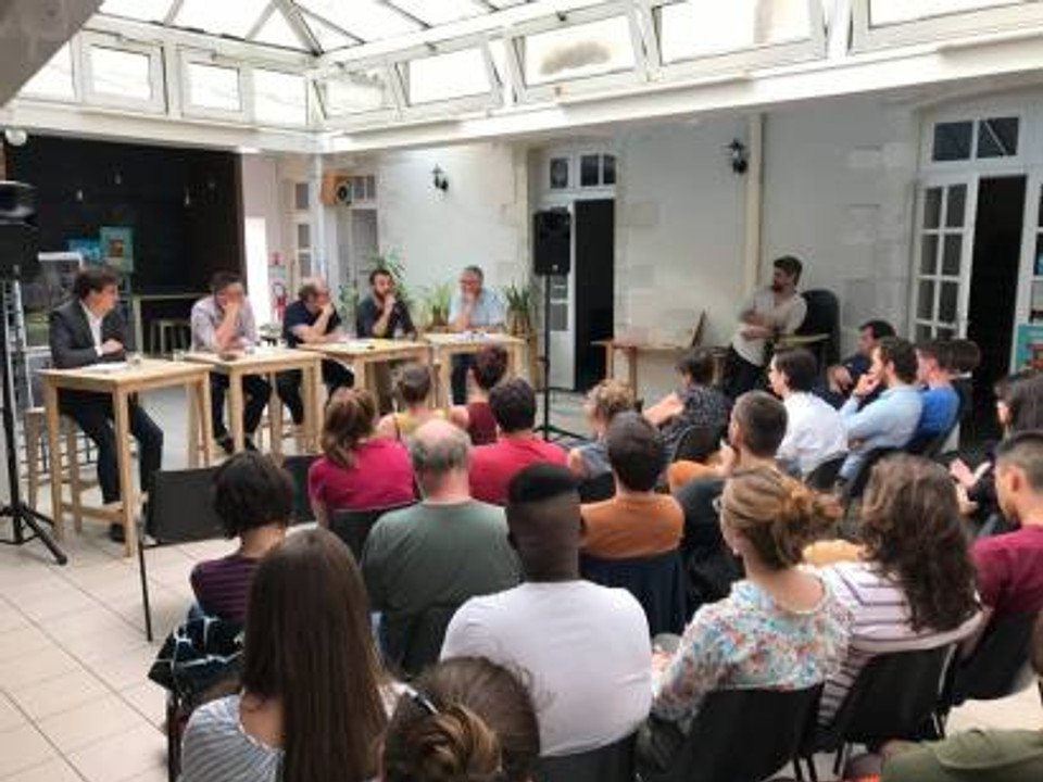 debat-legislatives-poitiers