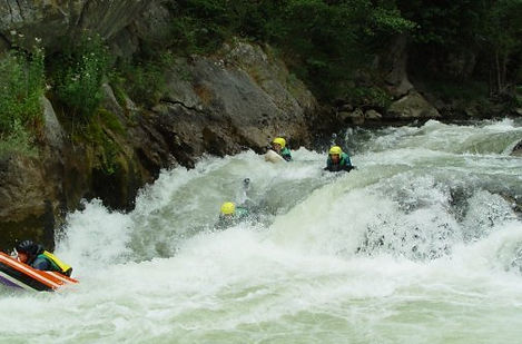 Canyon d'eau chaude avec l'aventurine