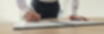 businessman-signing-contract-QRS6KLM (1)