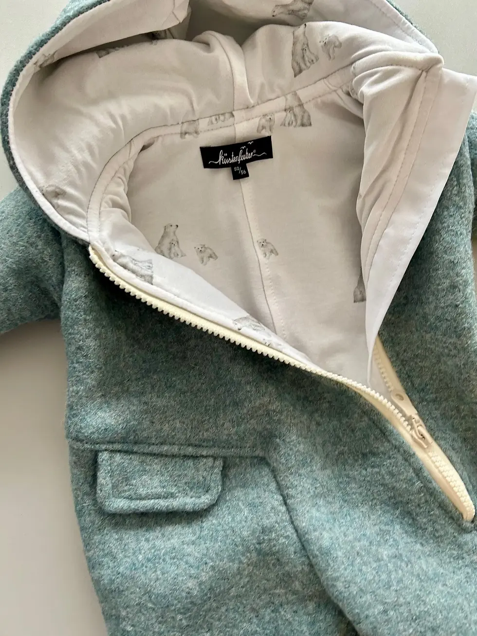 Miniaturbild: Walkoverall für Babys & Kleinkinder in Mint, Modell Eisbär-Bucht. OEKO-TEX® zertifiziert, handgemacht, warm & mitwachsend.