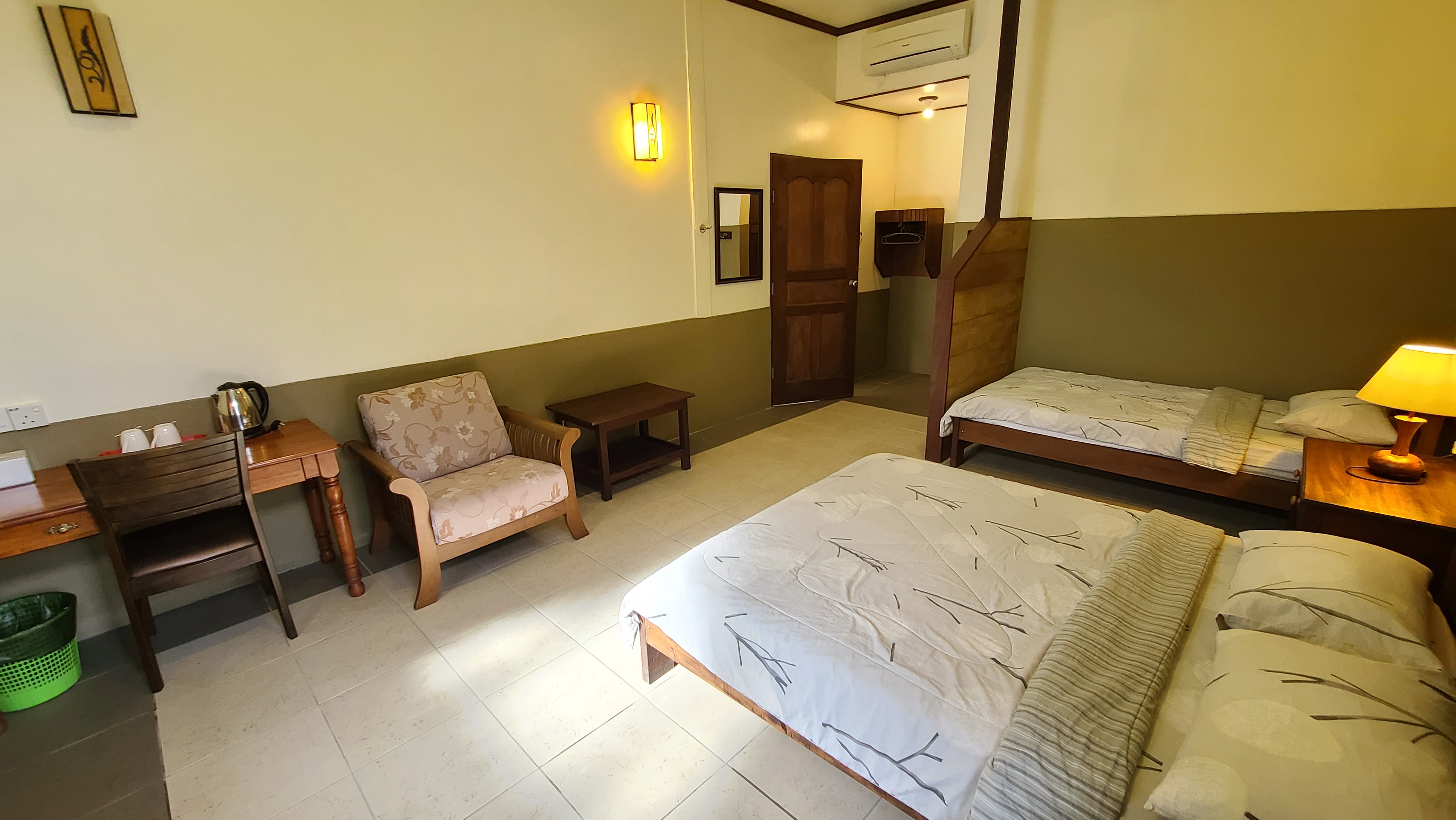 Sepilok Borneo resort hotel Sepilok bnb room